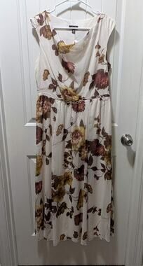 NEW! Alexa B Floral Midi Dress Biege Shimmer Spring Summer Formal Size 10P